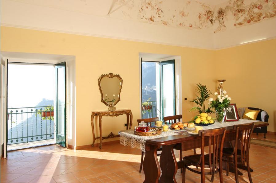 Palazzo Verone Scala Exterior photo